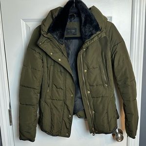 ZARA Women’s Jacket in Army Green